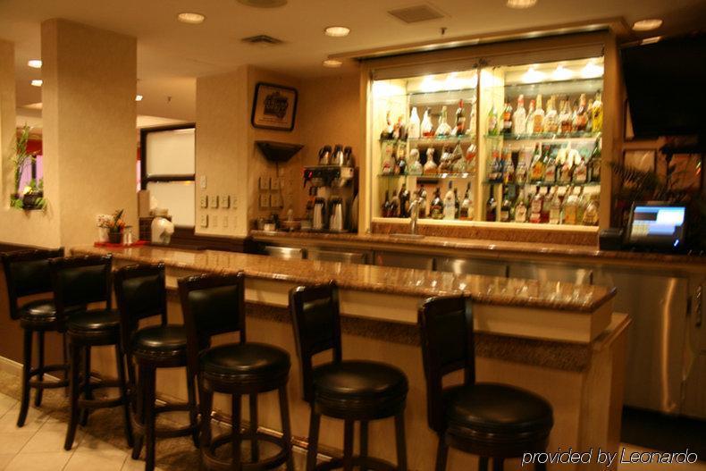 Holiday Inn & Suites Winnipeg Downtown By Ihg Restoran fotoğraf