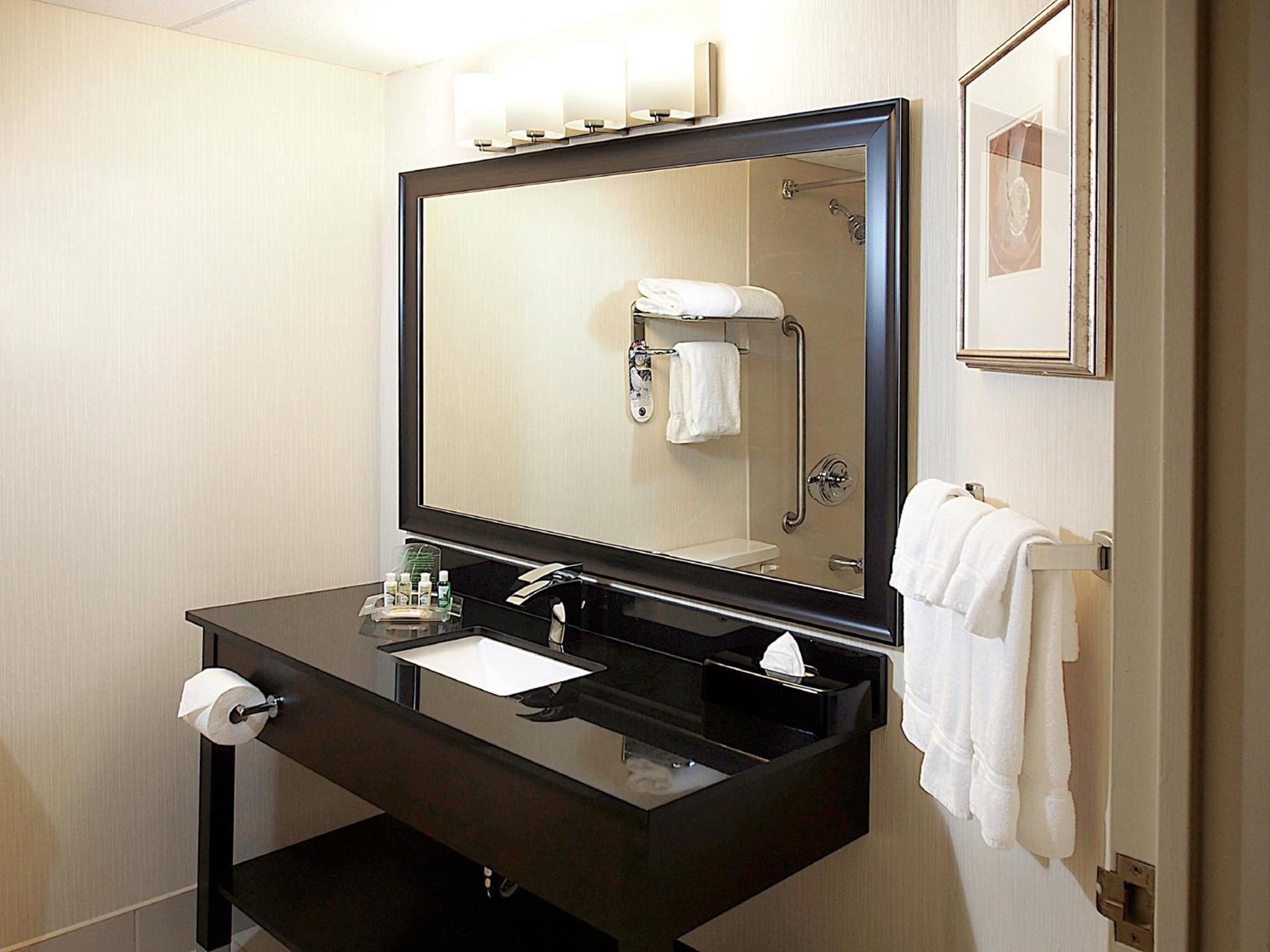 Holiday Inn & Suites Winnipeg Downtown By Ihg Dış mekan fotoğraf